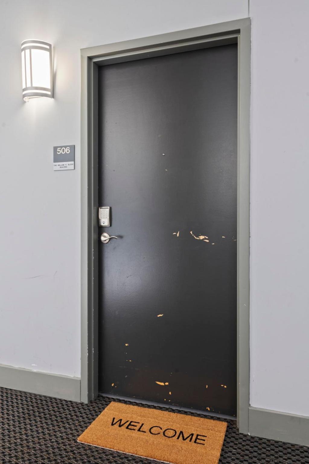 Indy Metro Stay - Sleeps 8 - Skywalk Access - Monument Circle Индианаполис Екстериор снимка